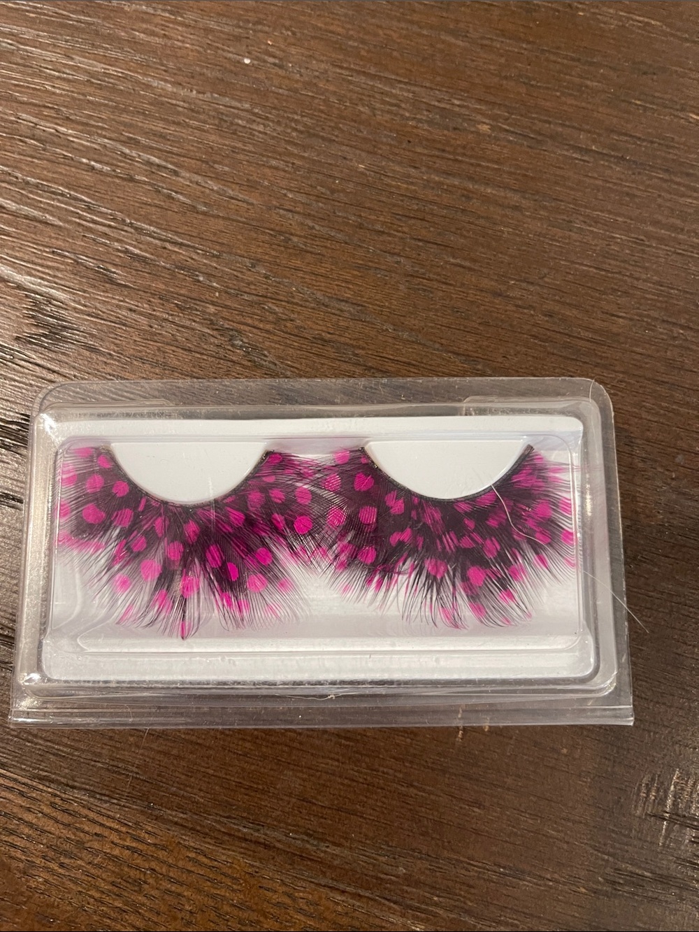 NIB Pink Polka Dot Feather False Eyelashes - Fashion Statement Lashes